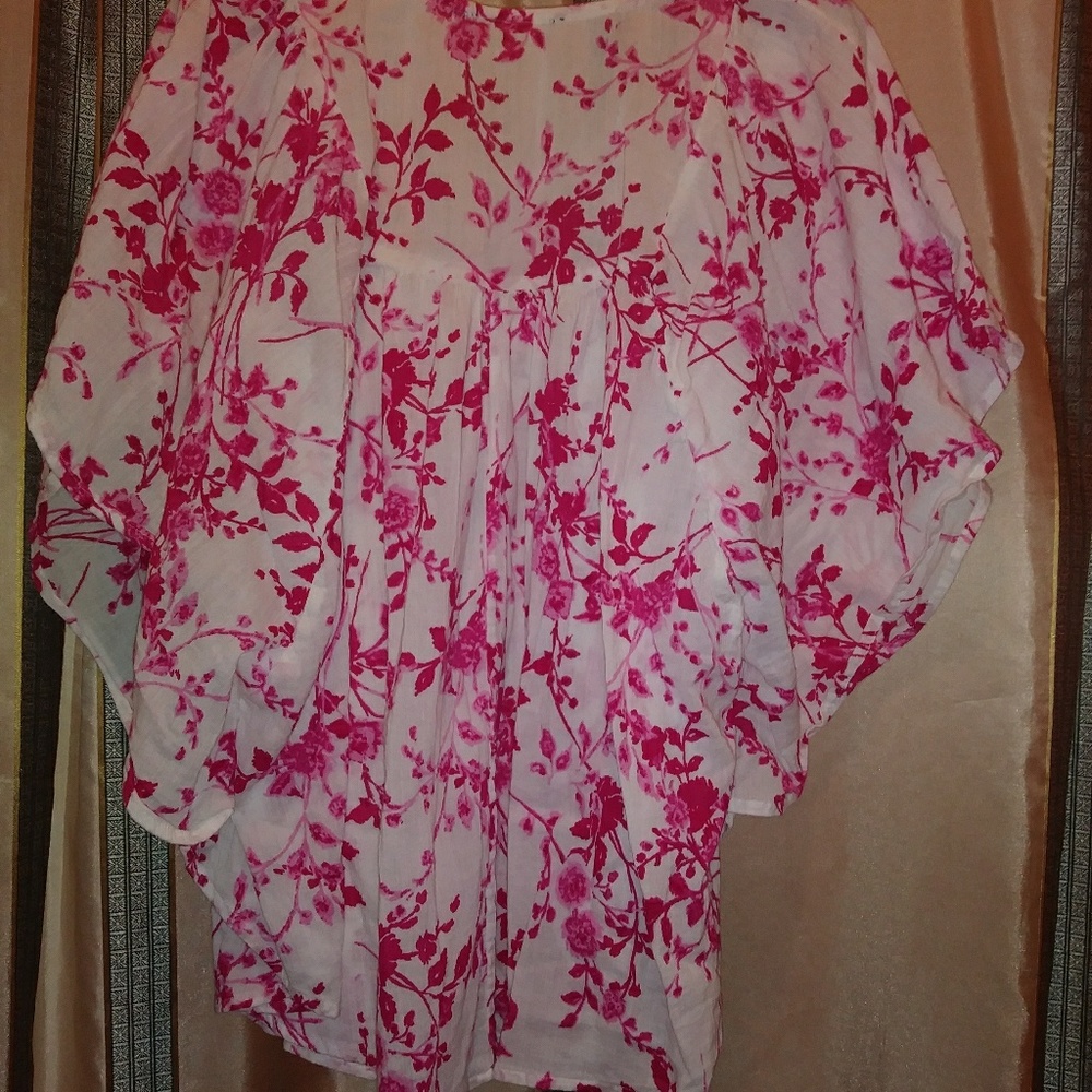 Top - Picture 2 of 2